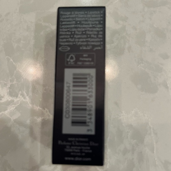 Rouge Dior Forever Lipstick - Picture 5 of 6